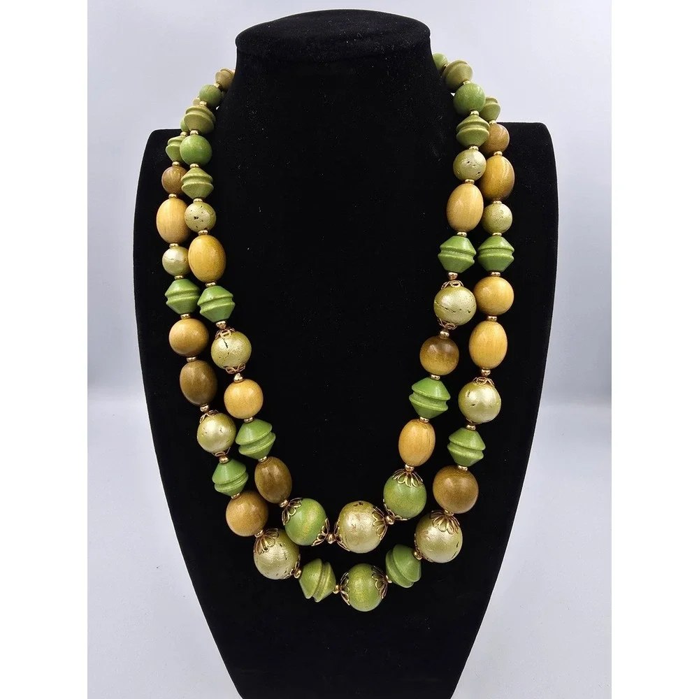 Vintage ‎ Double Strand Wood Bead Necklace Green Yellow Gold Tone Clasp